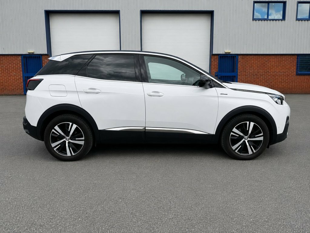 Peugeot 3008 1.6L Gt Line White #4