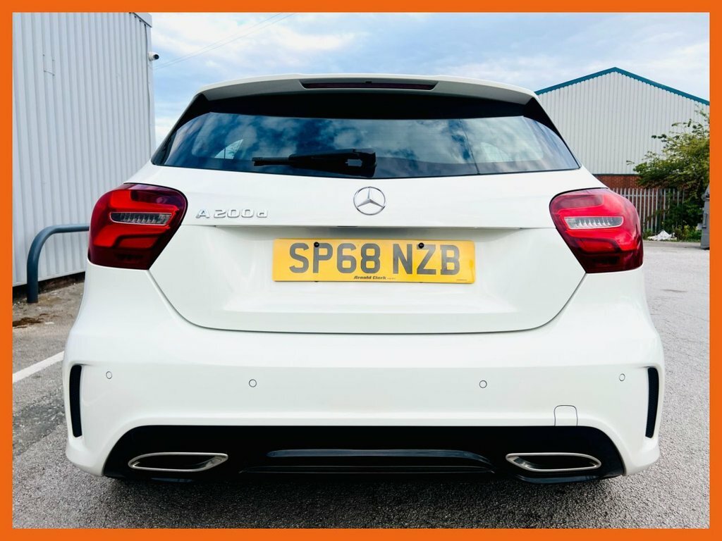 Mercedes-Benz A Class 1.3 A200 Amg Line Premium 7G-dct Euro 6 Ss Black #16
