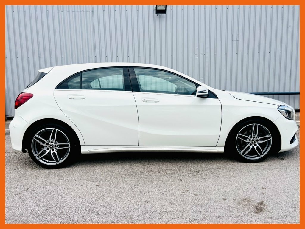 Mercedes-Benz A Class 1.3 A200 Amg Line Premium 7G-dct Euro 6 Ss Black #3