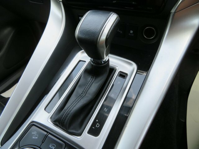 Mitsubishi Shogun Sport 2.4 Di-dc 4 4Wd Silver #10