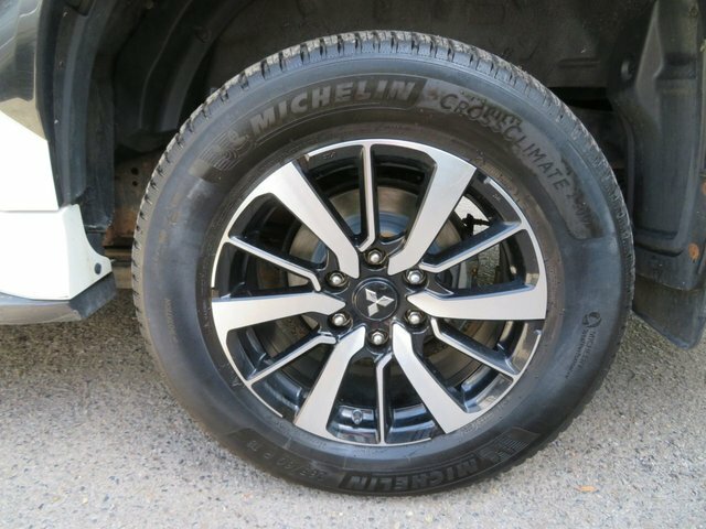 Mitsubishi Shogun Sport 2.4 Di-dc 4 4Wd Silver #21
