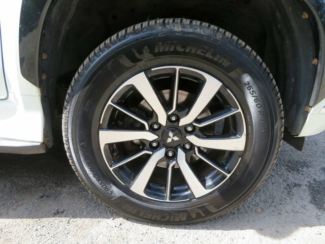 Mitsubishi Shogun Sport 2.4 Di-dc 4 4Wd Silver #19