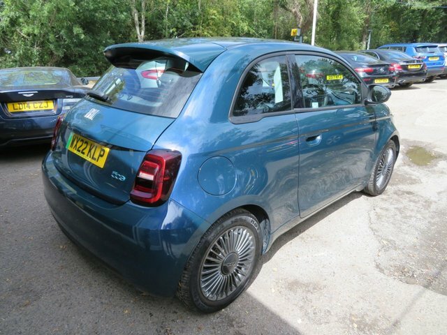 Fiat 500E 2022 42Kwh Icon Hatchback Green #6