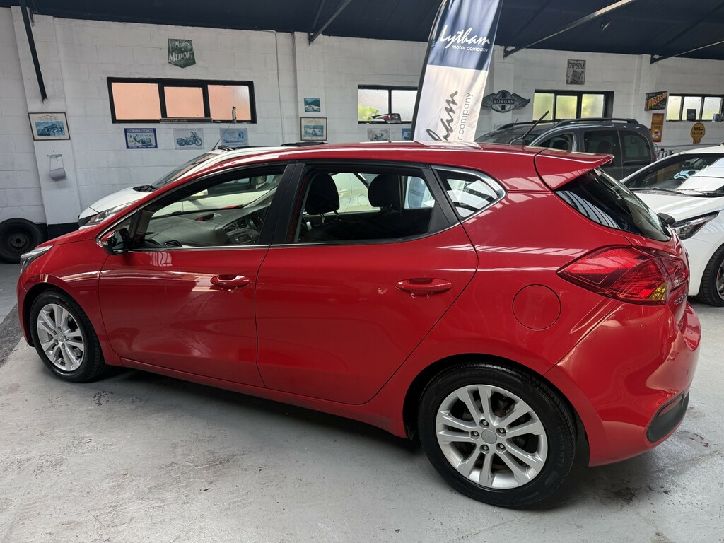 Kia Ceed 1.6 Gdi Ecodynamics 2 Red #4