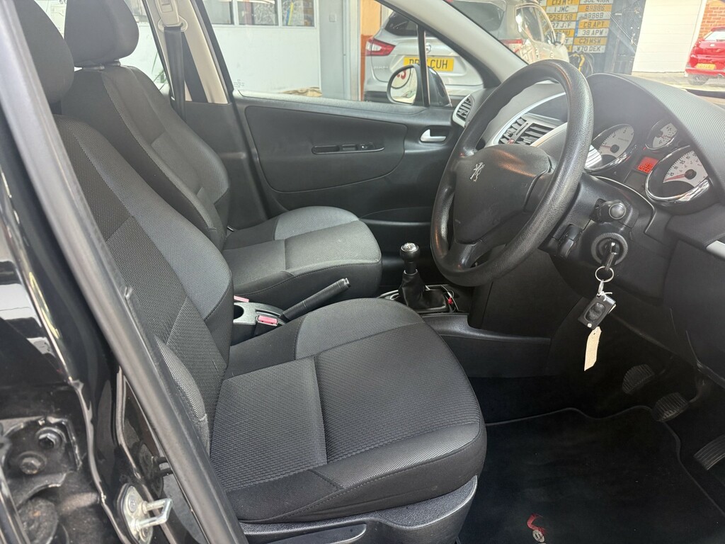 Peugeot 207 1.4 Hdi Envy Euro 5 #15
