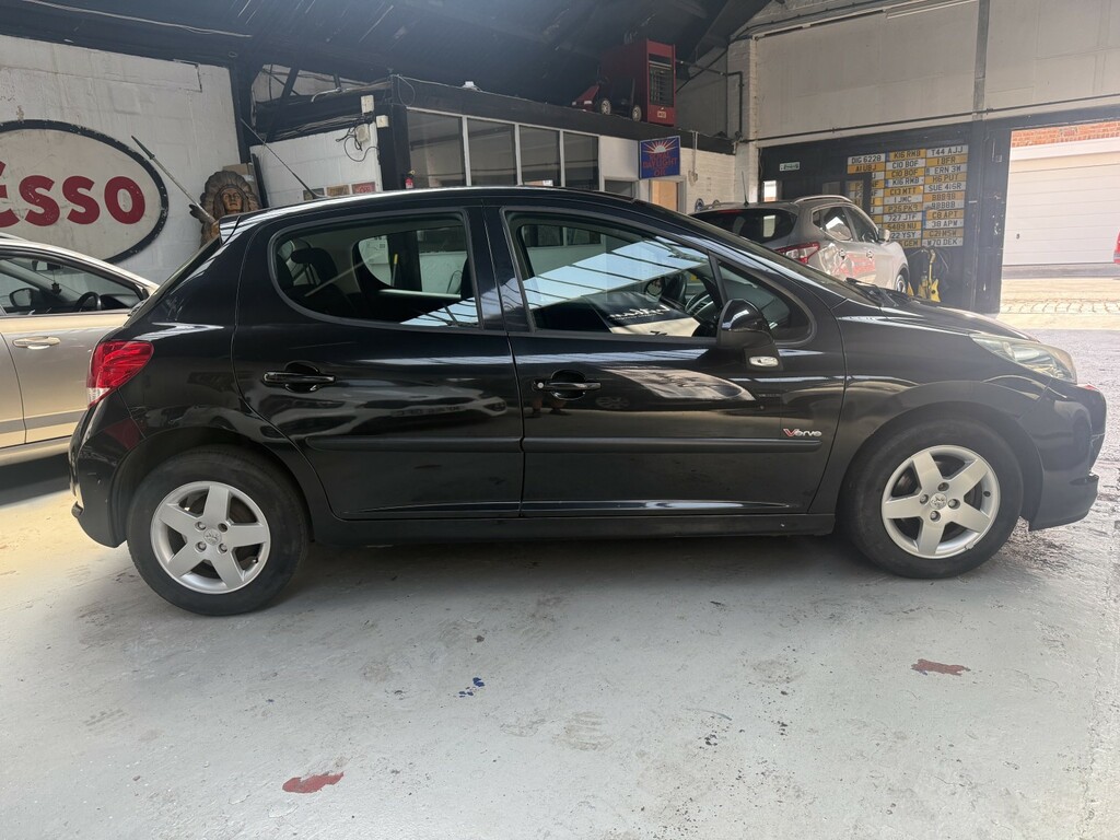 Peugeot 207 1.4 Hdi Envy Euro 5 #7