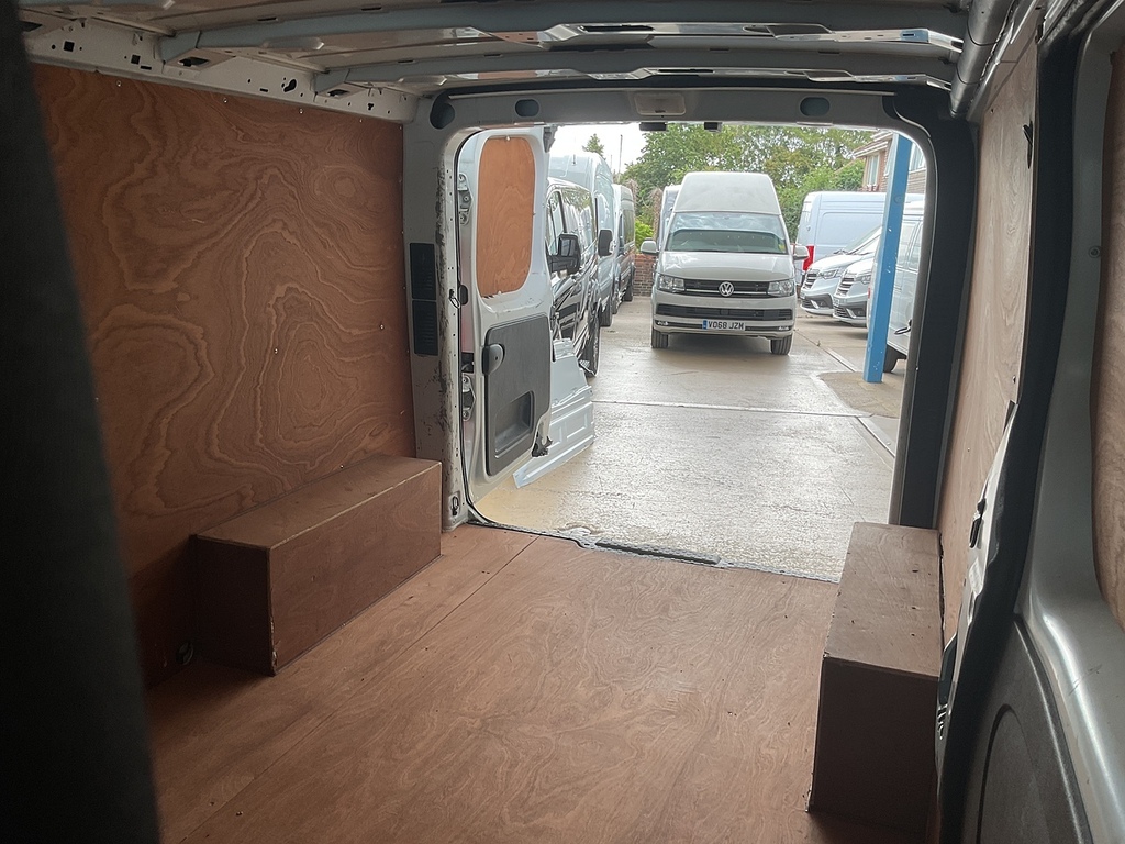 Nissan NV300 Dci Tekna Grey #12