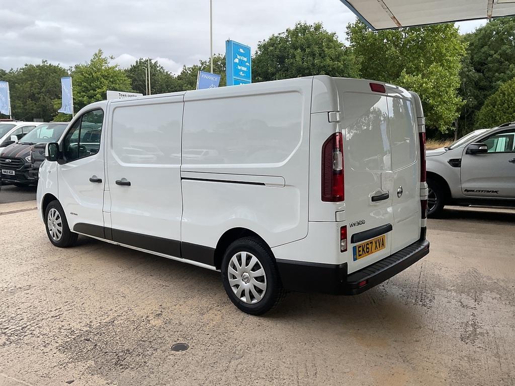 Nissan NV300 1.6 Dci 1.2T Acenta Panel Van L2 White #5