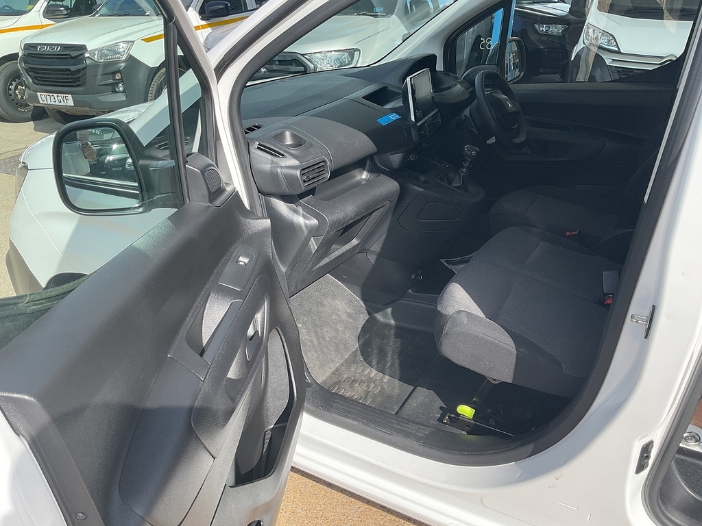 Peugeot Partner 1.5 Bluehdi 1000 Professional Premium Standard Pan White #3