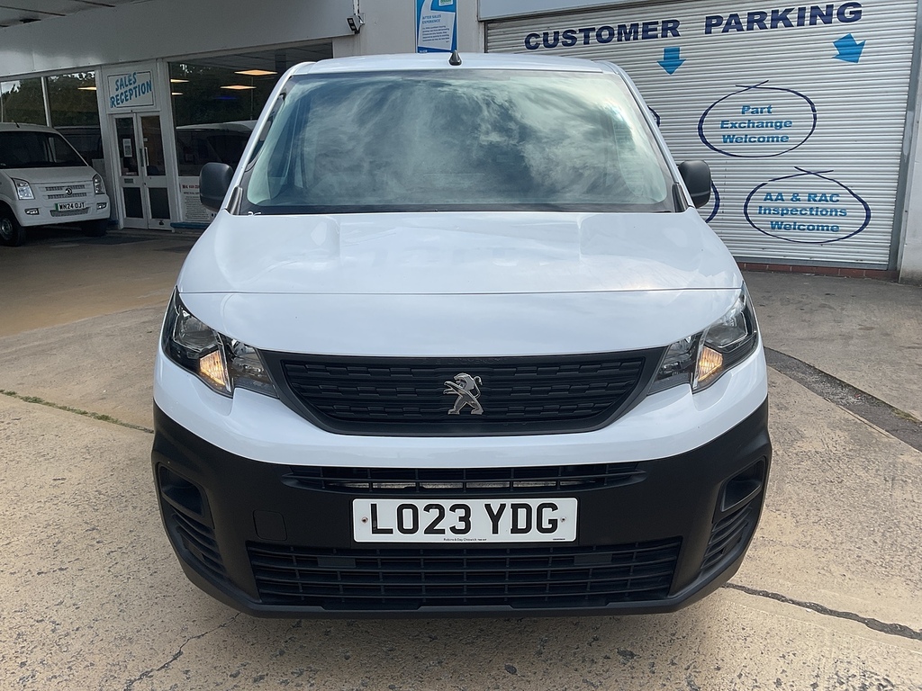 Peugeot Partner 1.5 Bluehdi 1000 Professional Premium Standard P White