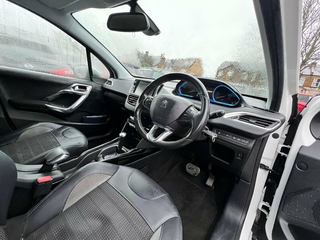 Peugeot 2008 1.2 Vti Puretech Active Euro 5 White #14