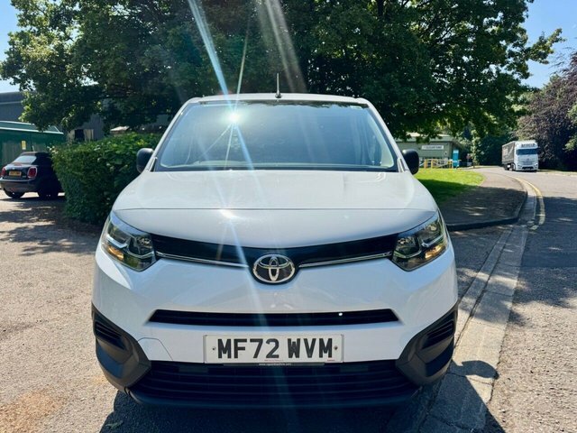 Toyota Proace City 2022 1.5 Bluehdi Active Short Panel Van White #3