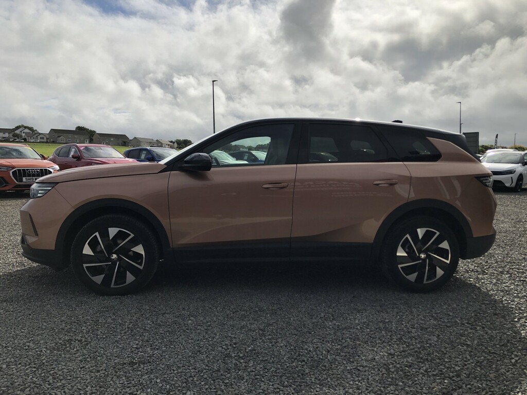 Vauxhall Grandland 1.2 New Grandland Hybrid Ultimate 136Ps E-dct6 Gb Brown #4