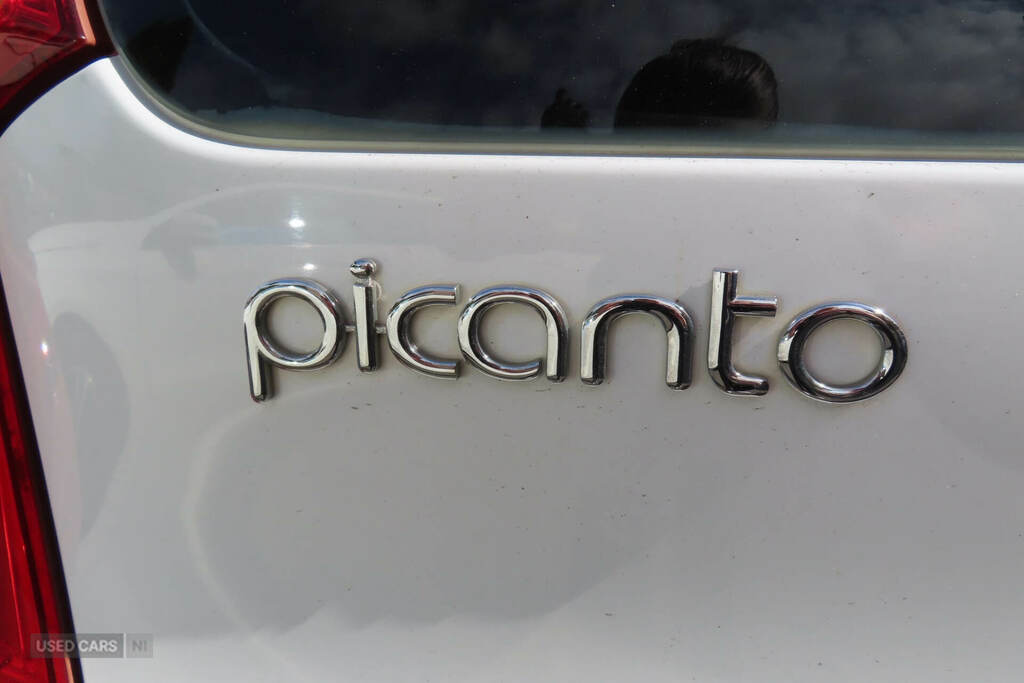 Kia Picanto Hatchback 1.25 Halo Euro 5 201212 Beige #5