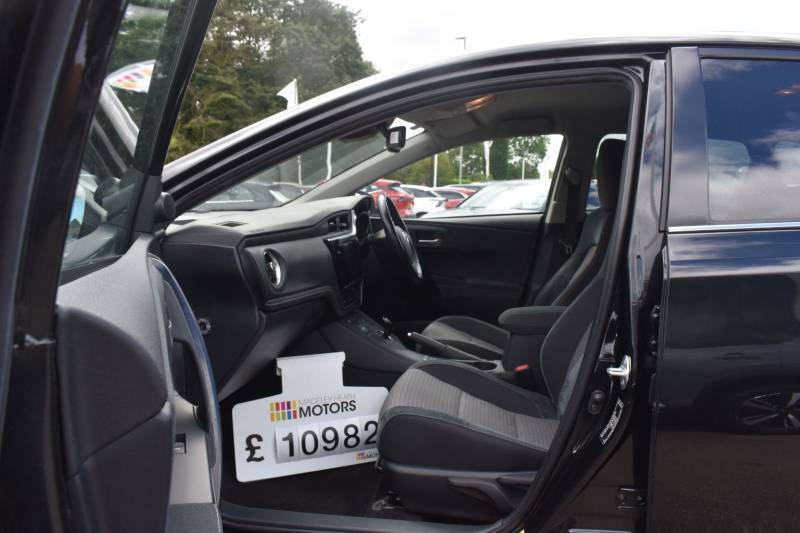 Toyota Auris 1.8 Vvt-h Design Cvt Euro 6 Ss - 2018 68 DX68XSW Black #6