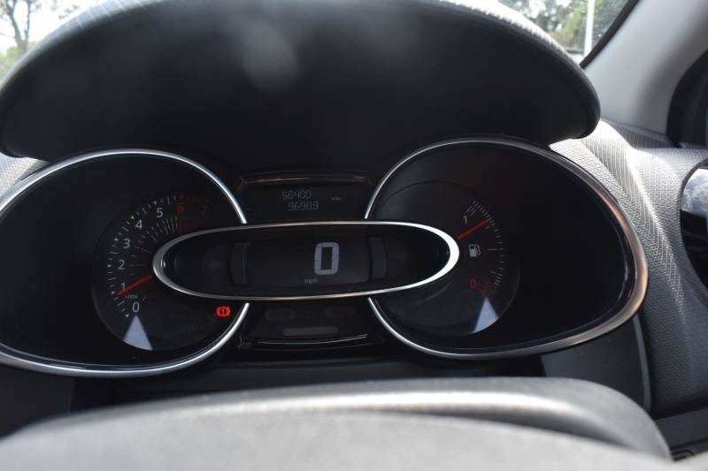 Renault Clio Renault Clio 0.9 Tce 90 Signature Nav Black #21