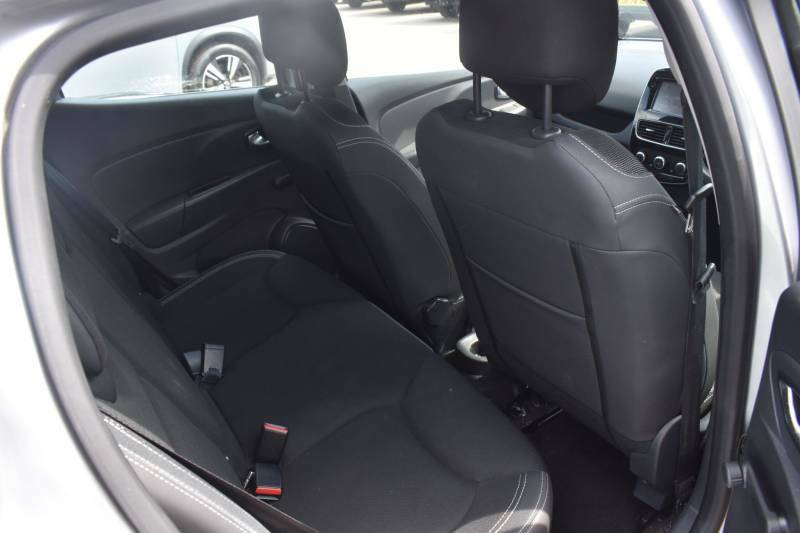Renault Clio Renault Clio 0.9 Tce 90 Signature Nav Black #10