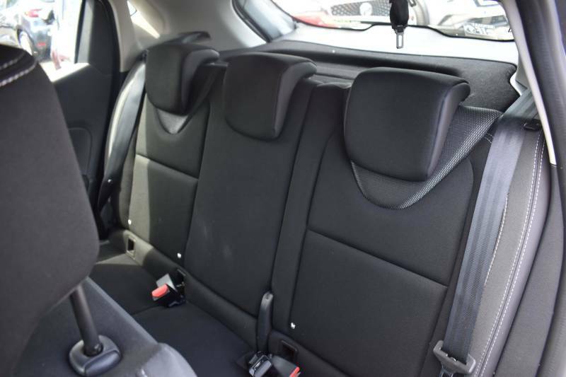 Renault Clio Renault Clio 0.9 Tce 90 Signature Nav Black #14