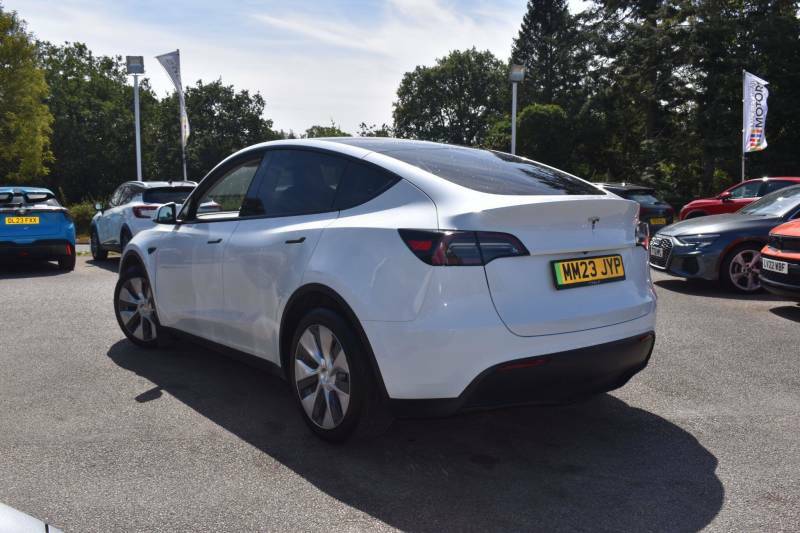 Tesla Model Y Rwd - 2023 23 MM23JYP White #3