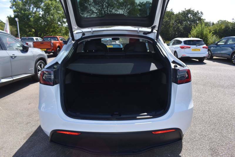 Tesla Model Y Rwd - 2023 23 MM23JYP White #6
