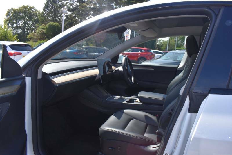 Tesla Model Y Rwd - 2023 23 MM23JYP White #4