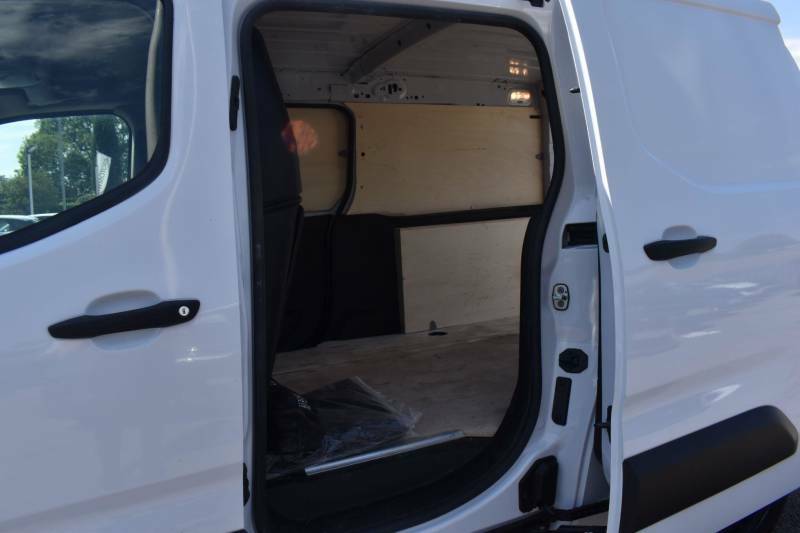 Toyota Proace City 1.5D 100 Active Van 6 Speed White #8