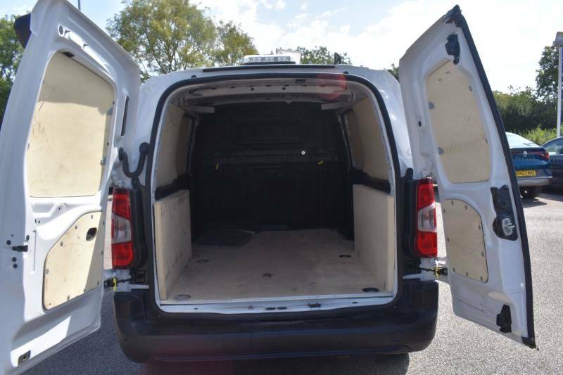 Toyota Proace City 1.5D 100 Active Van 6 Speed White #7
