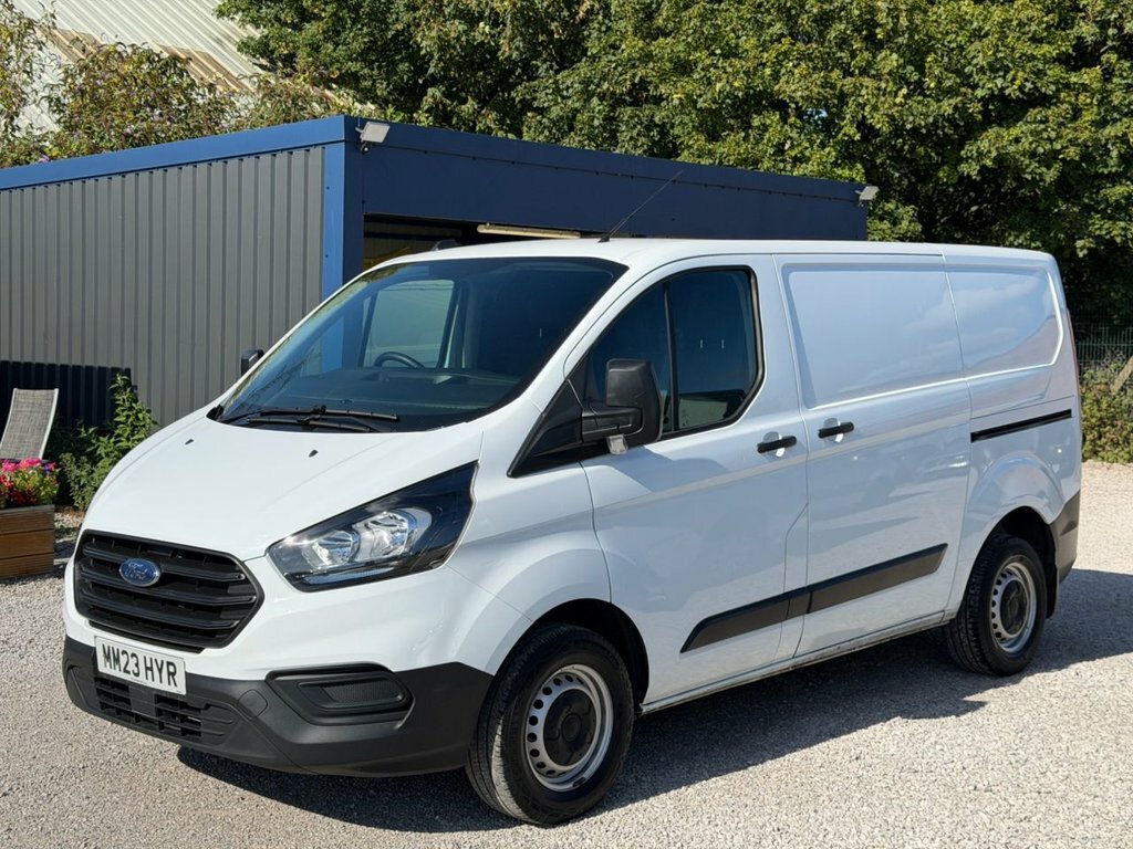 Ford Transit Custom 2L Leader White