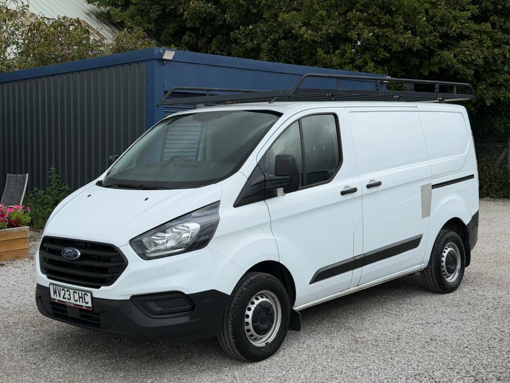 Ford Transit Custom 2L Leader White