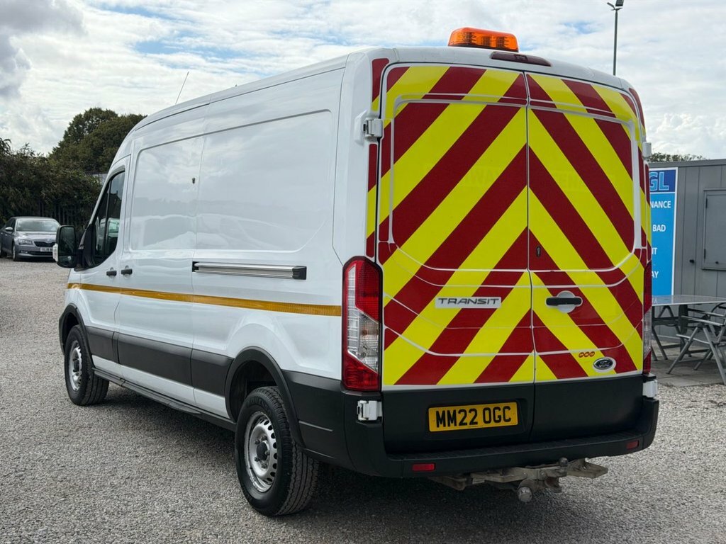 Ford Transit Custom 2L Leader MM22OGC White #3