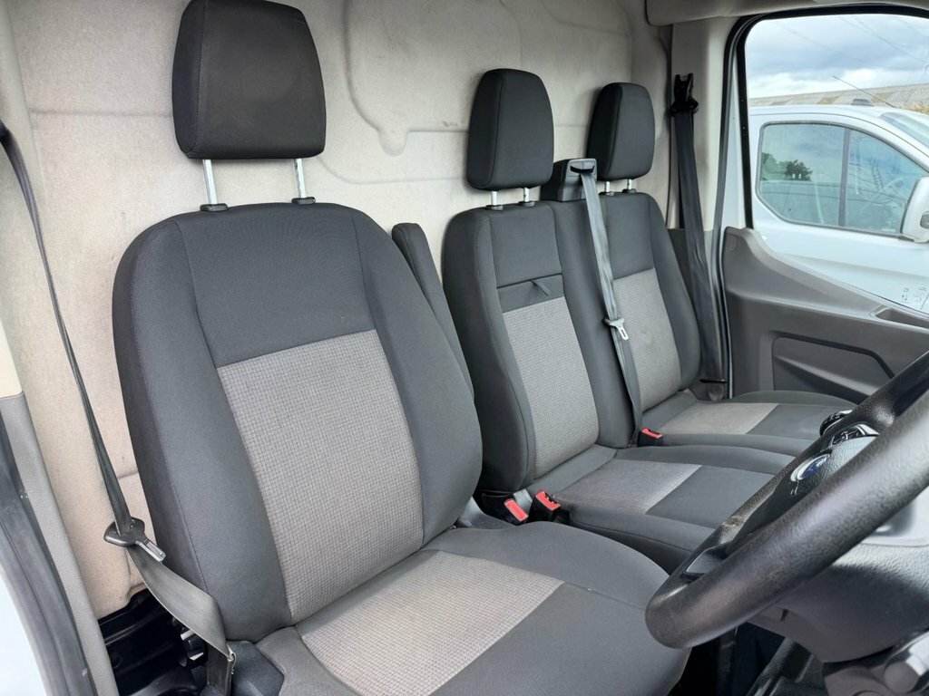 Ford Transit Custom 2L Leader MM22OGC White #6