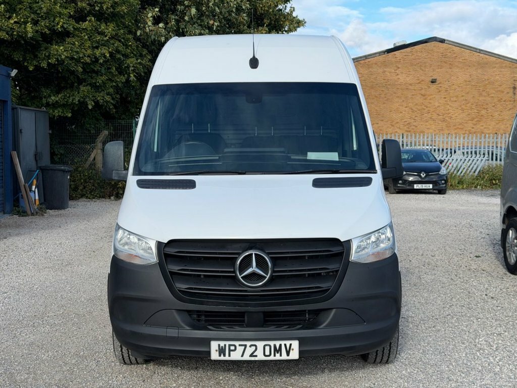 Mercedes-Benz Sprinter 2L Progressive White #4