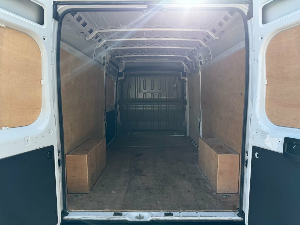 Vauxhall Movano 4250 Hd 110Kwh Prime L3 H2 11Kw Charger White #21