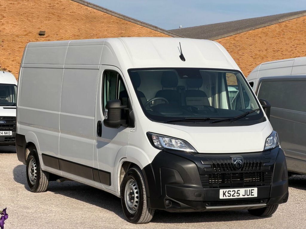 Peugeot Boxer 2.2L Professional White #4