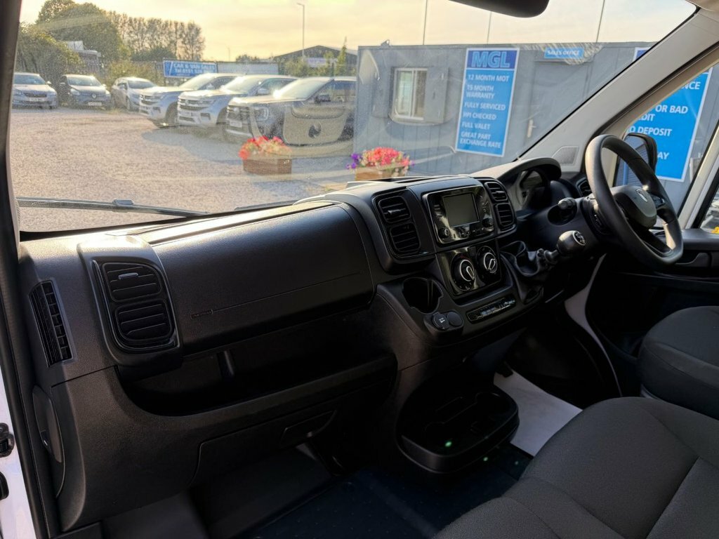 Peugeot Boxer 2.2 Bluehdi 335 Professional Eat8 L3 H2 Euro 6 S White #25