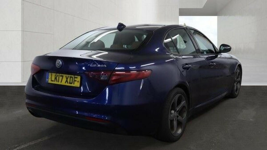 Alfa Romeo Giulia V6 Biturbo Quadrifoglio Red #17