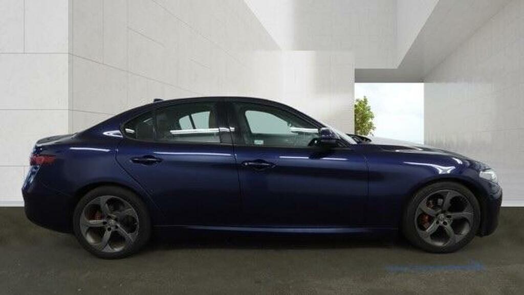 Alfa Romeo Giulia 2.0T Super Euro 6 Ss Blue #5