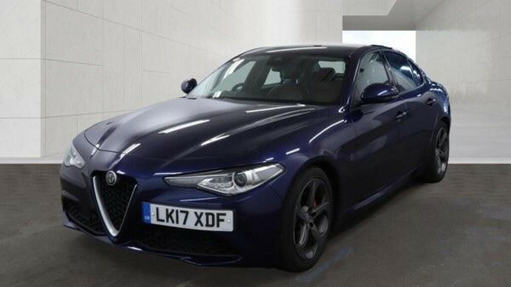 Alfa Romeo Giulia V6 Biturbo Quadrifoglio Red #14