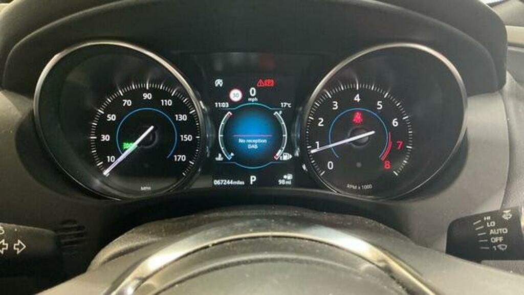 Jaguar XE 2.0I Gpf R-sport Saloon Red #13