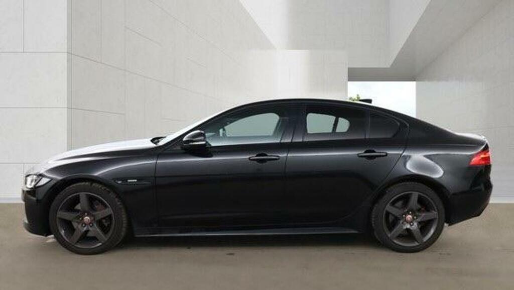Jaguar XE 2.0I Gpf R-sport Euro 6 Ss Black #6