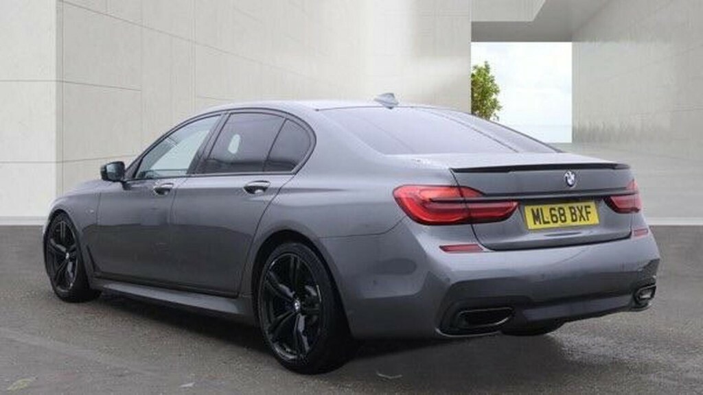 BMW 7 Series 2018, 3.0 730D Xdrive M Sport 261 Bhp Silver #16