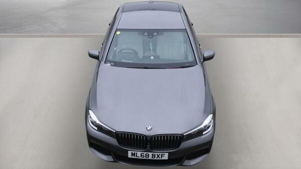 BMW 7 Series 2018, 3.0 730D Xdrive M Sport 261 Bhp Silver #7