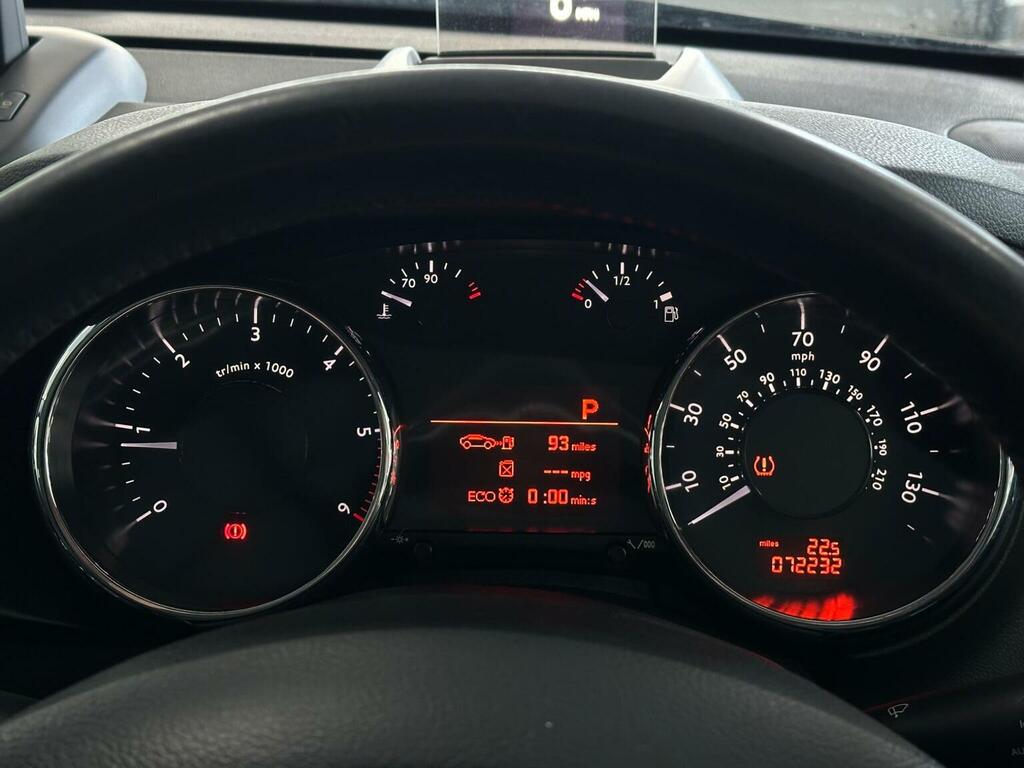 Peugeot 3008 1.6 E-hdi Allure Egc White #21