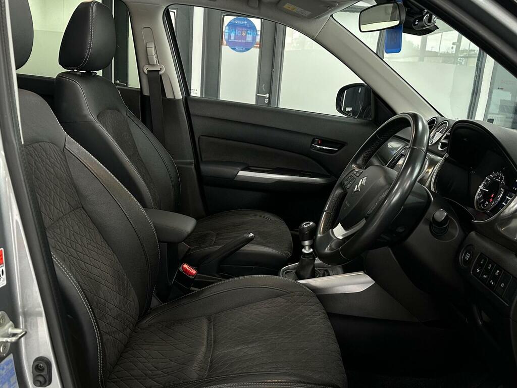 Suzuki Vitara 1.4 Boosterjet 48V Hybrid Sz5 Allgrip White #18