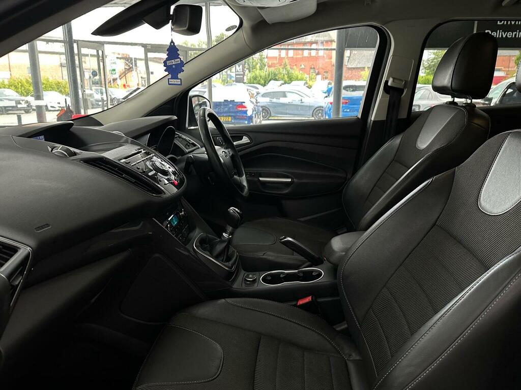 Ford Kuga 2.0 Tdci Zetec 2Wd Euro 6 S S Green #34