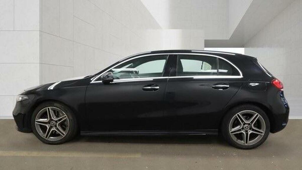 Mercedes-Benz A Class 2.0 A250 Amg Line Premium 7G-dct Euro 6 Ss Black #6
