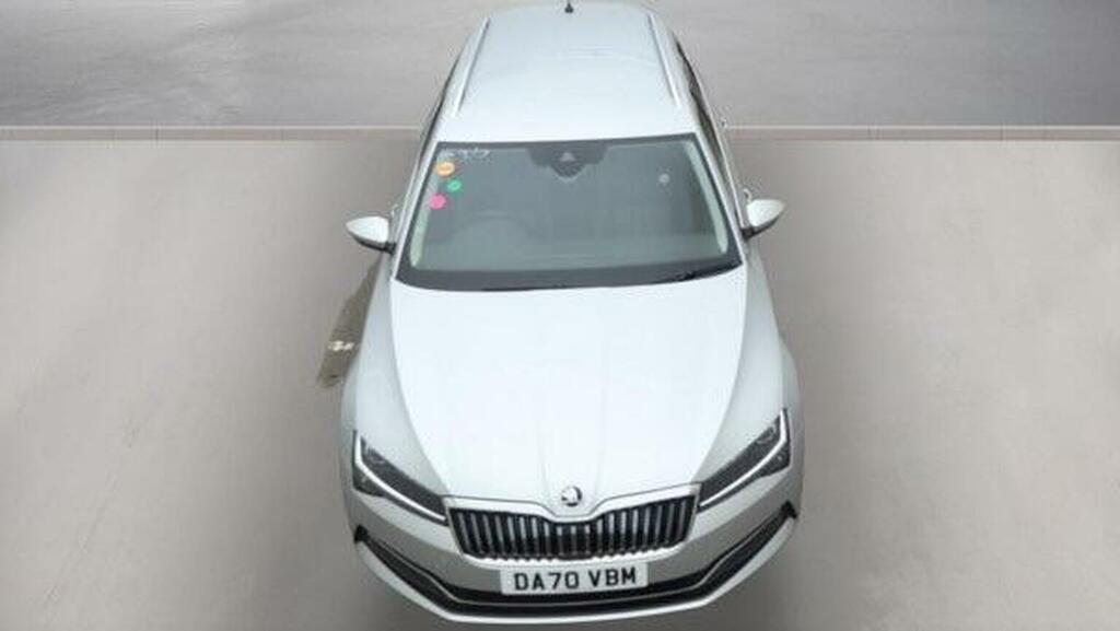 Skoda Superb Iv 13Kwh Se L Estate Plug-in Hybrid Dsg Eur  #7