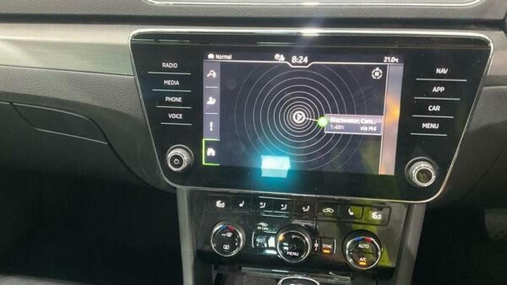 Skoda Superb Iv 13Kwh Se L Estate Plug-in Hybrid Dsg Eur  #13