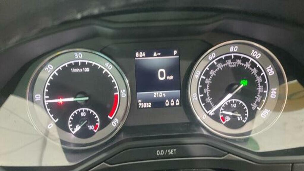 Skoda Superb Iv 13Kwh Se L Estate Plug-in Hybrid Dsg Eur  #12