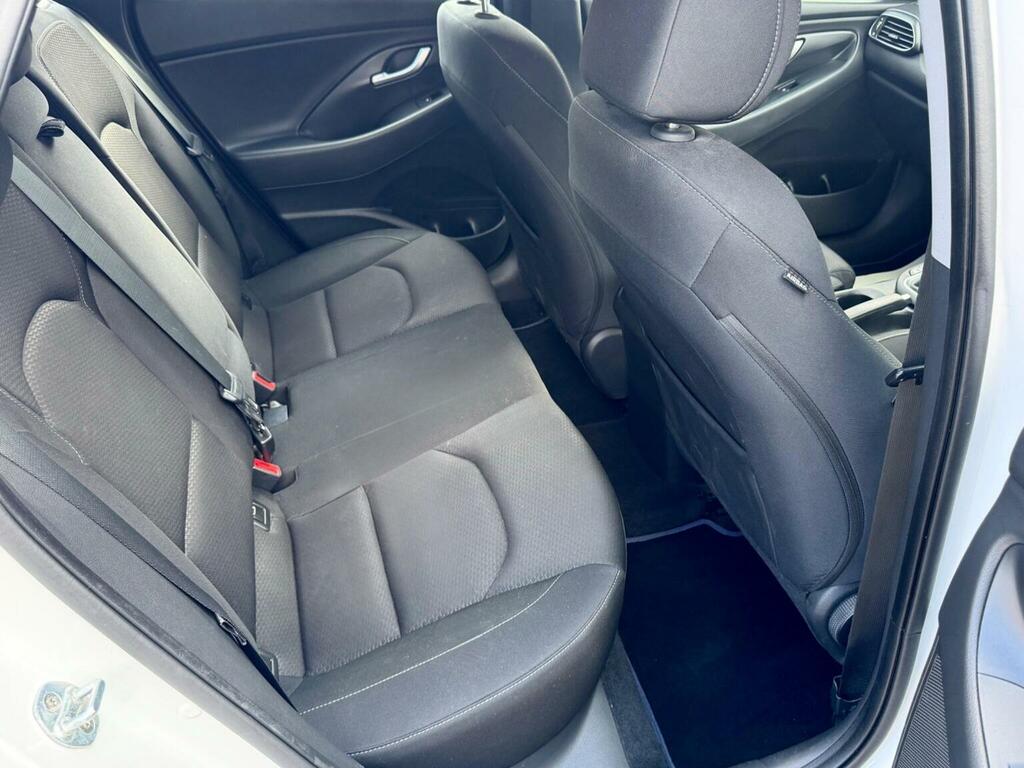 Hyundai I30 1.0 T-gdi Blue Drive Se Nav Euro 6 Ss White #5